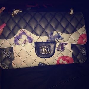 Cross body purse